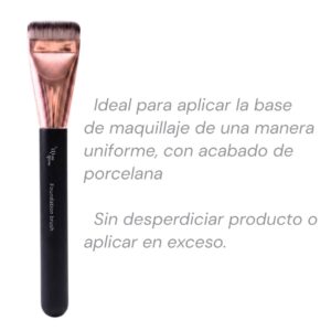 BROCHA PLANA PARA BASE MAQUILLAJE MAXGLOW